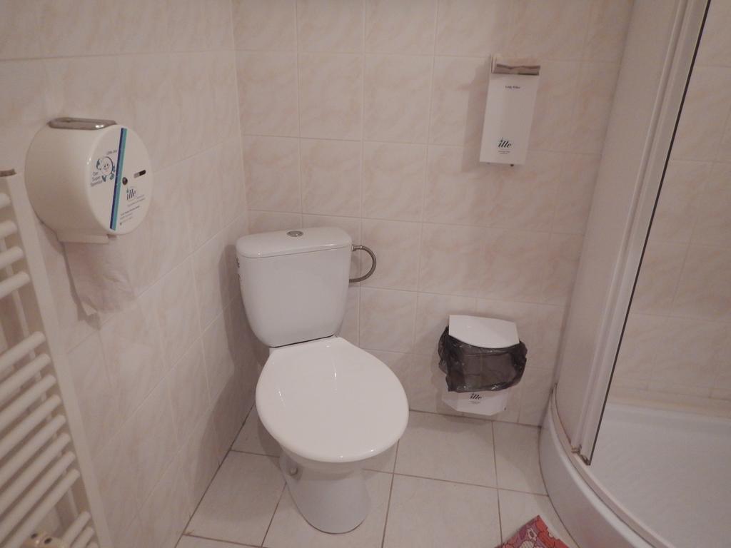 Penzion A Restauracia Pod Hradom, Turna Nad Bodvou Ngoại thất bức ảnh